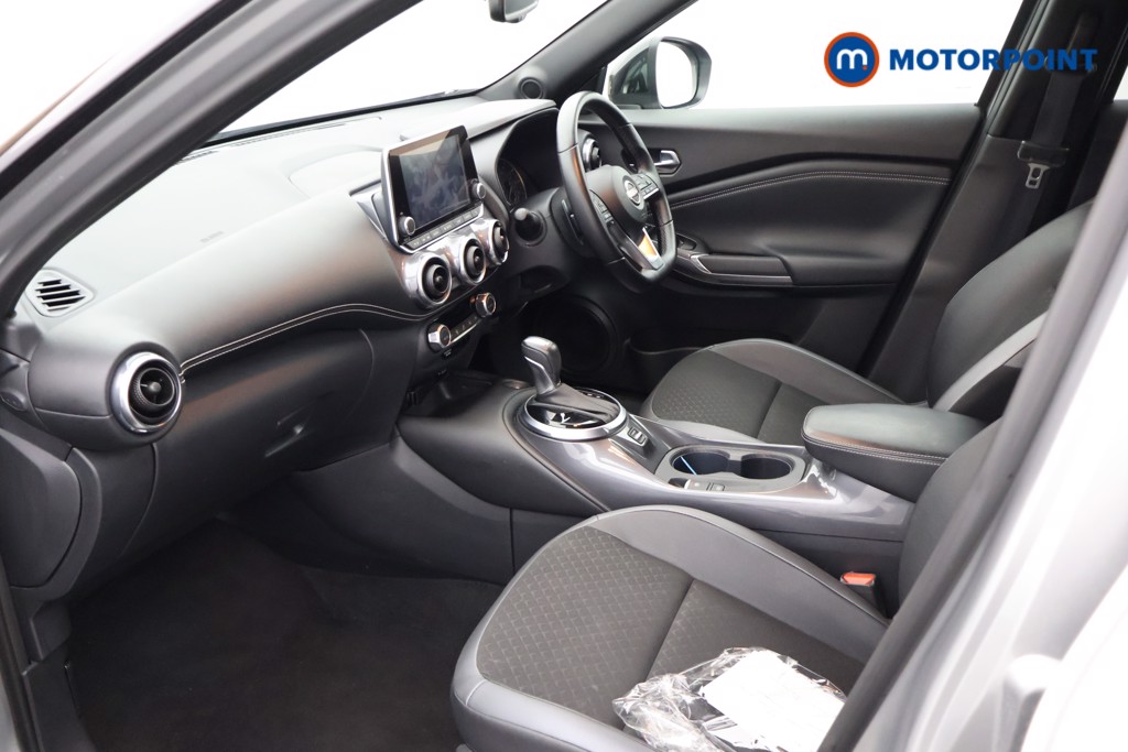 Nissan Juke N-Connecta Automatic Petrol SUV - Stock Number (1669786) - 28th supplementary image