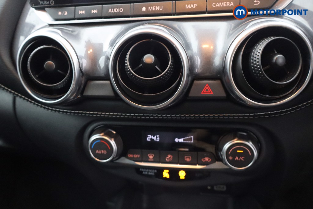 Nissan Juke N-Connecta Automatic Petrol SUV - Stock Number (1669793) - 3rd supplementary image