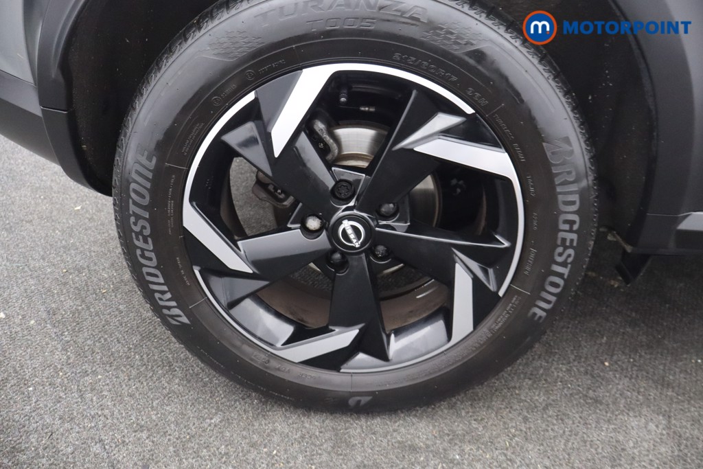 Nissan Juke N-Connecta Automatic Petrol SUV - Stock Number (1669793) - 14th supplementary image
