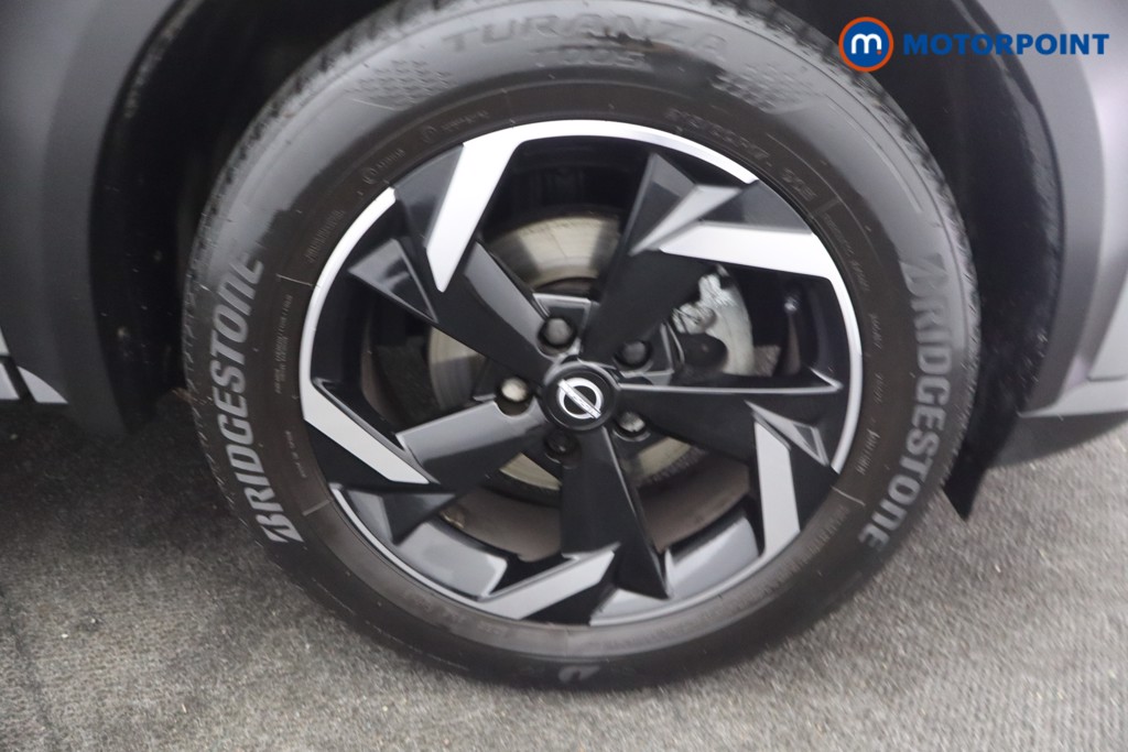 Nissan Juke N-Connecta Automatic Petrol SUV - Stock Number (1669793) - 15th supplementary image