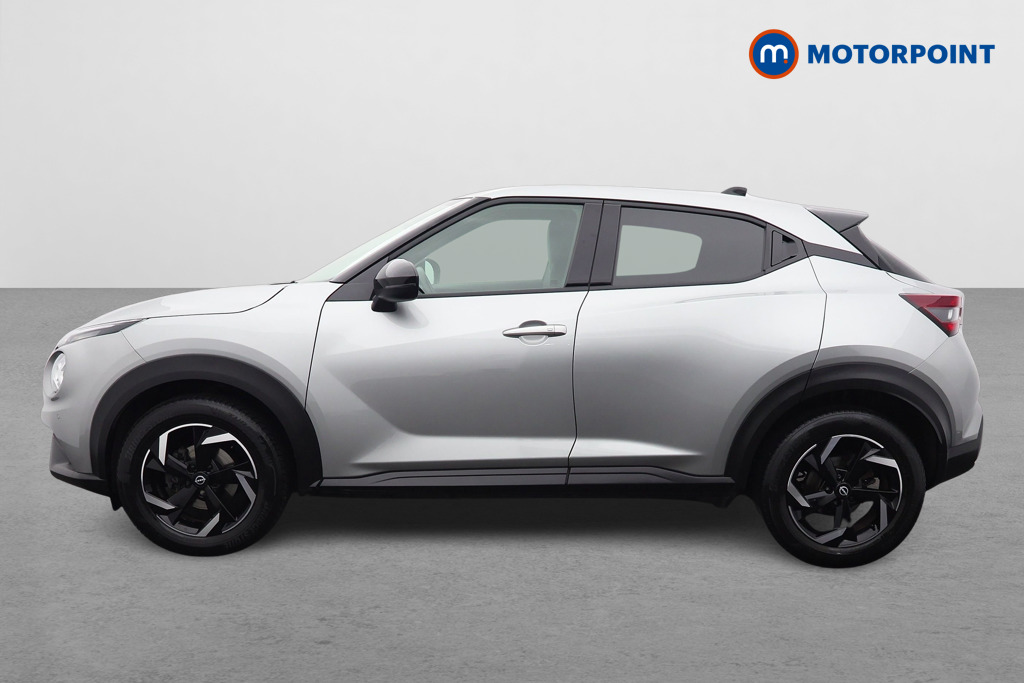 Nissan Juke N-Connecta Automatic Petrol SUV - Stock Number (1669793) - Passenger side