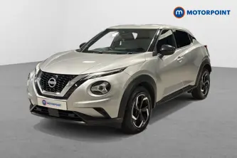 Nissan Juke N-Connecta Automatic Petrol SUV - Stock Number (1669794) - Passenger side front corner