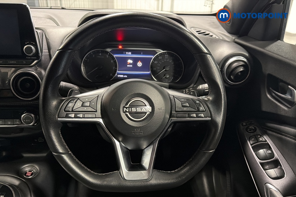 Nissan Juke N-Connecta Automatic Petrol SUV - Stock Number (1669794) - 2nd supplementary image