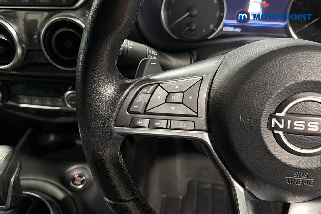 Nissan Juke N-Connecta Automatic Petrol SUV - Stock Number (1669794) - 4th supplementary image