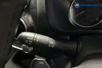 Nissan Juke N-Connecta Automatic Petrol SUV - Stock Number (1669794) - 5th supplementary image