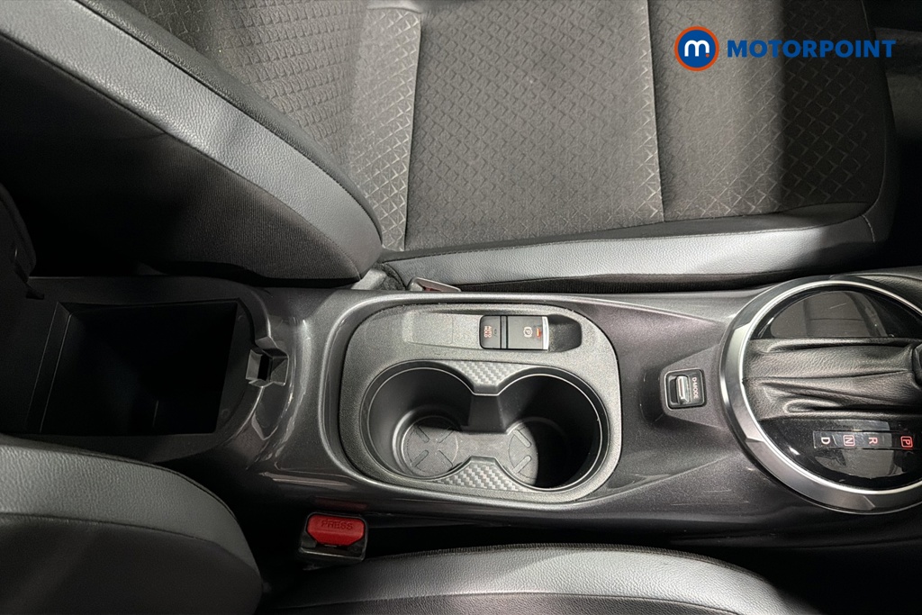 Nissan Juke N-Connecta Automatic Petrol SUV - Stock Number (1669794) - 16th supplementary image