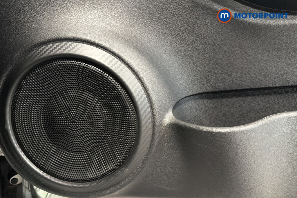 Nissan Juke N-Connecta Automatic Petrol SUV - Stock Number (1669794) - 21st supplementary image