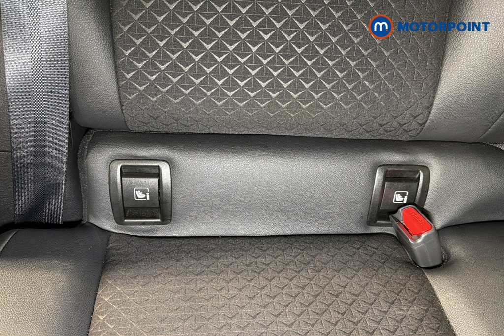 Nissan Juke N-Connecta Automatic Petrol SUV - Stock Number (1669794) - 27th supplementary image