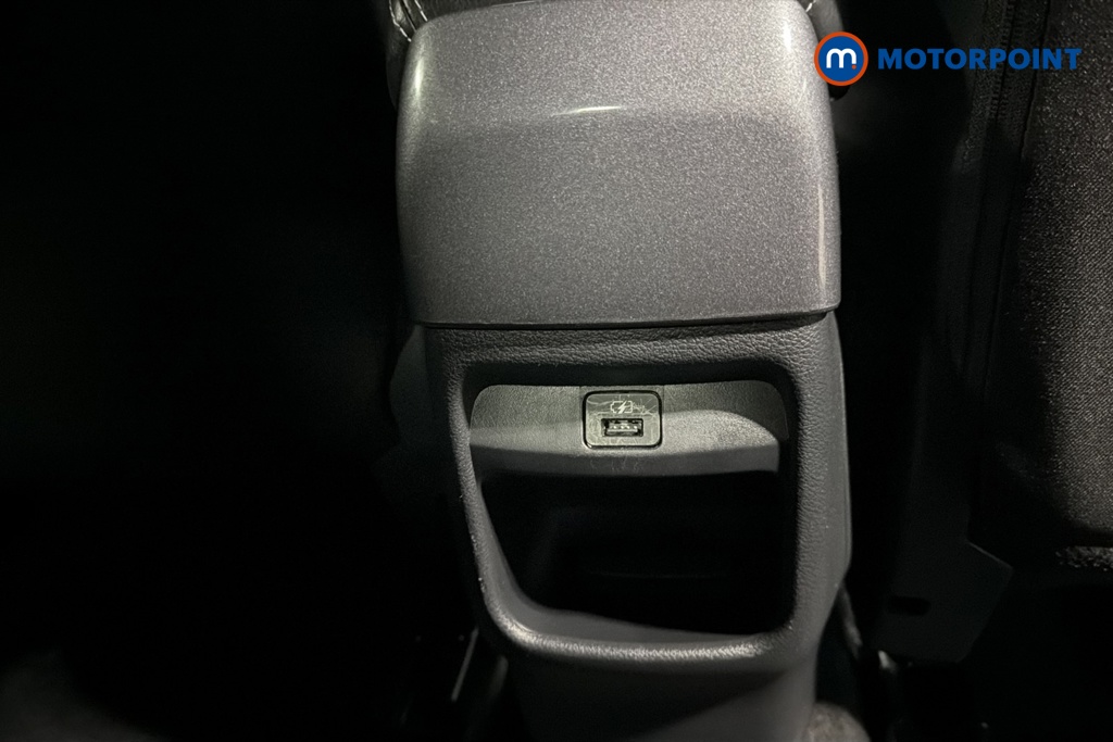 Nissan Juke N-Connecta Automatic Petrol SUV - Stock Number (1669794) - 28th supplementary image