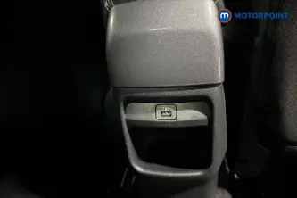 Nissan Juke N-Connecta Automatic Petrol SUV - Stock Number (1669794) - 28th supplementary image