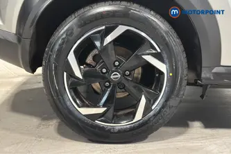 Nissan Juke N-Connecta Automatic Petrol SUV - Stock Number (1669794) - 46th supplementary image