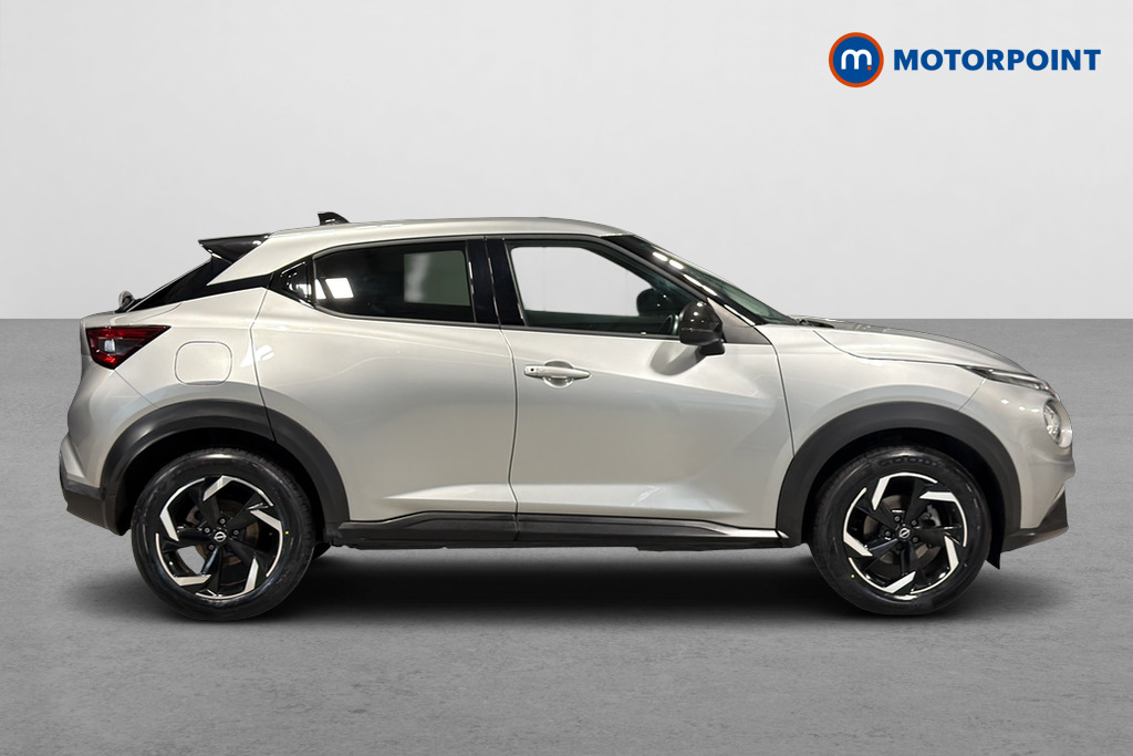 Nissan Juke N-Connecta Automatic Petrol SUV - Stock Number (1669794) - Passenger side