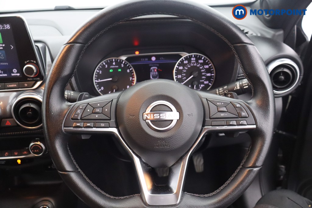 Nissan Juke N-Connecta Automatic Petrol SUV - Stock Number (1669796) - 5th supplementary image