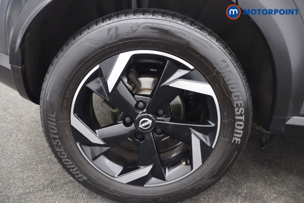 Nissan Juke N-Connecta Automatic Petrol SUV - Stock Number (1669796) - 14th supplementary image