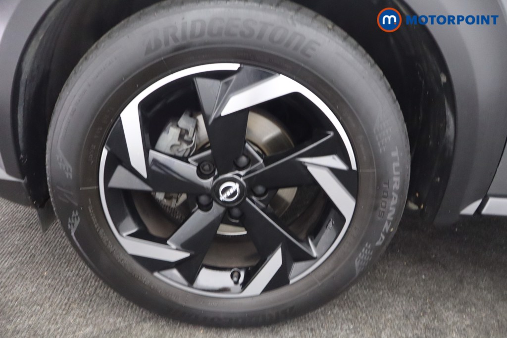 Nissan Juke N-Connecta Automatic Petrol SUV - Stock Number (1669796) - 17th supplementary image