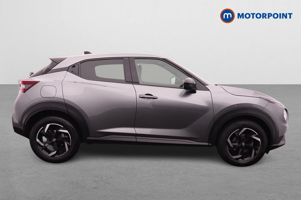 Nissan Juke N-Connecta Automatic Petrol SUV - Stock Number (1669796) - Drivers side