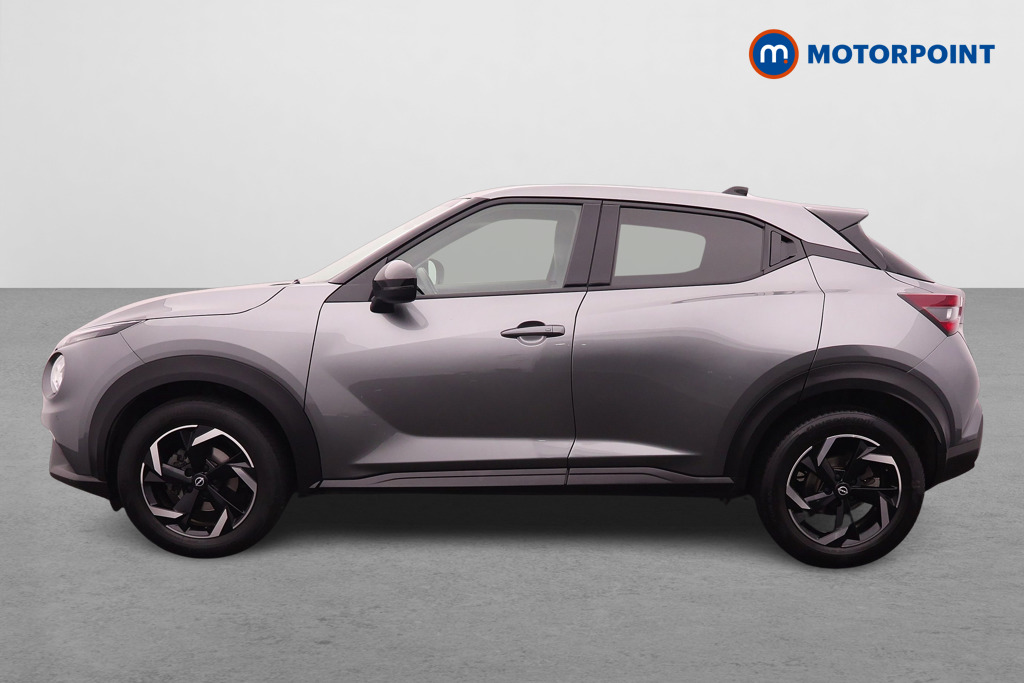 Nissan Juke N-Connecta Automatic Petrol SUV - Stock Number (1669796) - Passenger side