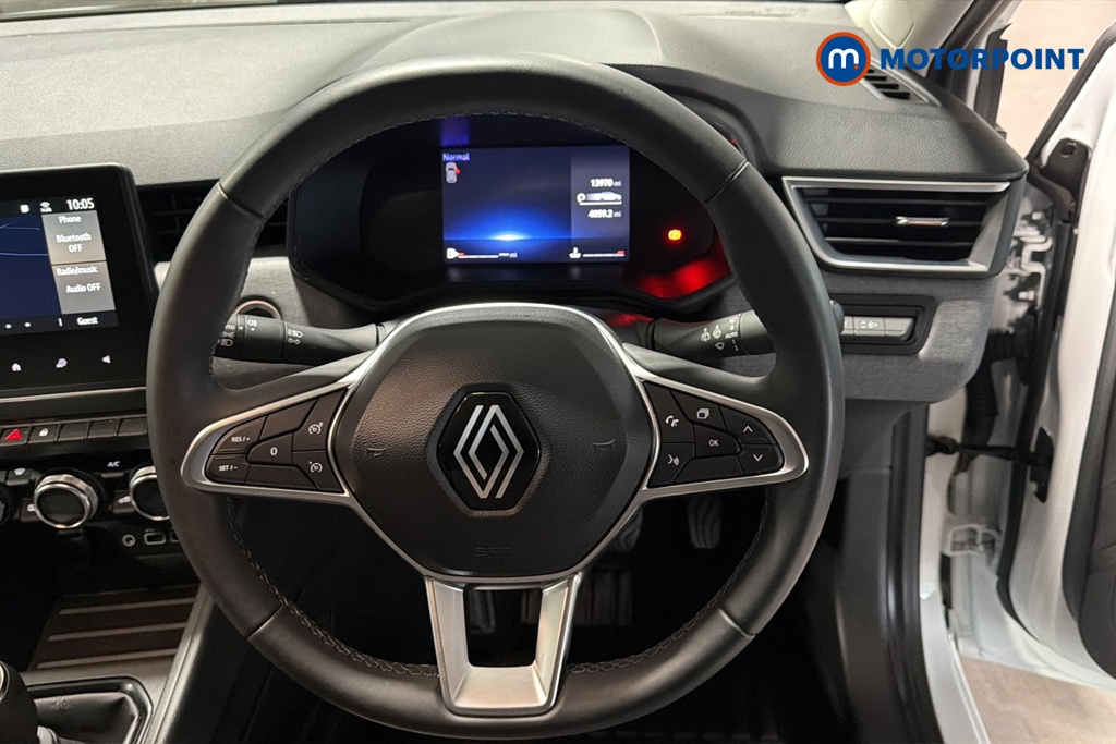 Renault Clio Evolution Manual Petrol Hatchback - Stock Number (1669851) - 2nd supplementary image