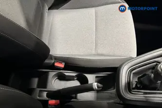 Renault Clio Evolution Manual Petrol Hatchback - Stock Number (1669851) - 16th supplementary image