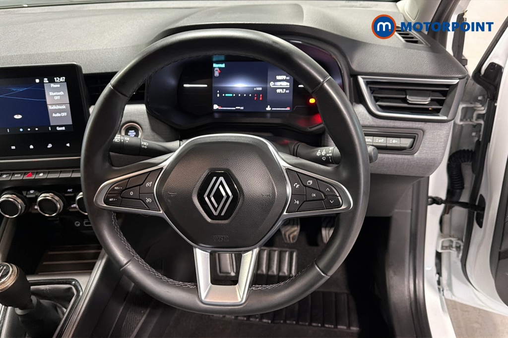 Renault Clio Evolution Manual Petrol Hatchback - Stock Number (1669909) - 2nd supplementary image