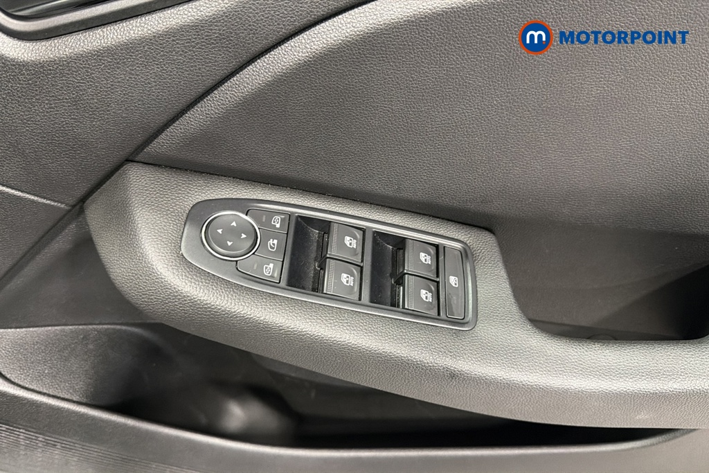 Renault Clio Evolution Manual Petrol Hatchback - Stock Number (1669909) - 19th supplementary image