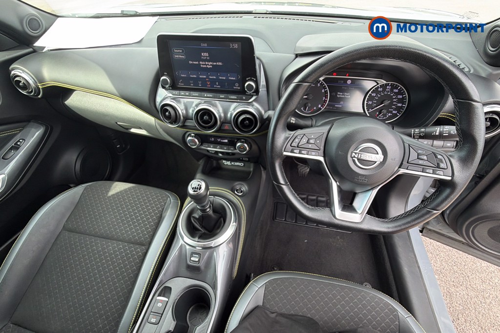 Nissan Juke Kiiro Manual Petrol SUV - Stock Number (1670107) - 5th supplementary image