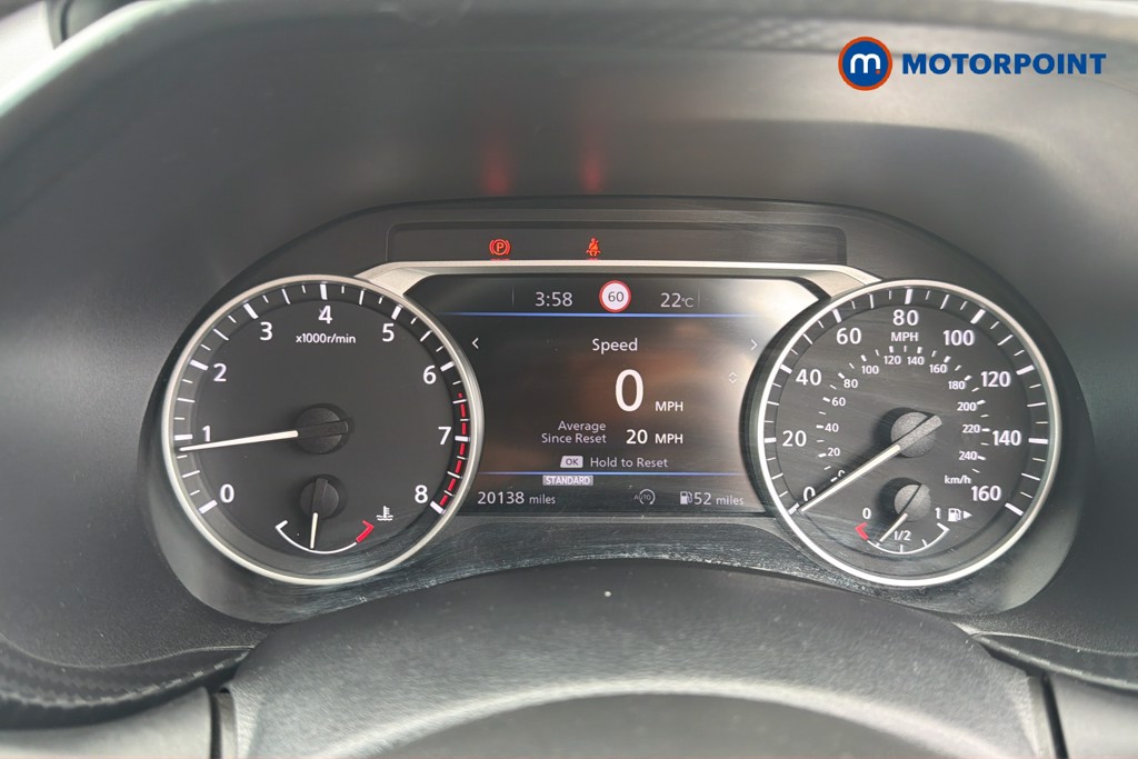 Nissan Juke Kiiro Manual Petrol SUV - Stock Number (1670107) - 7th supplementary image