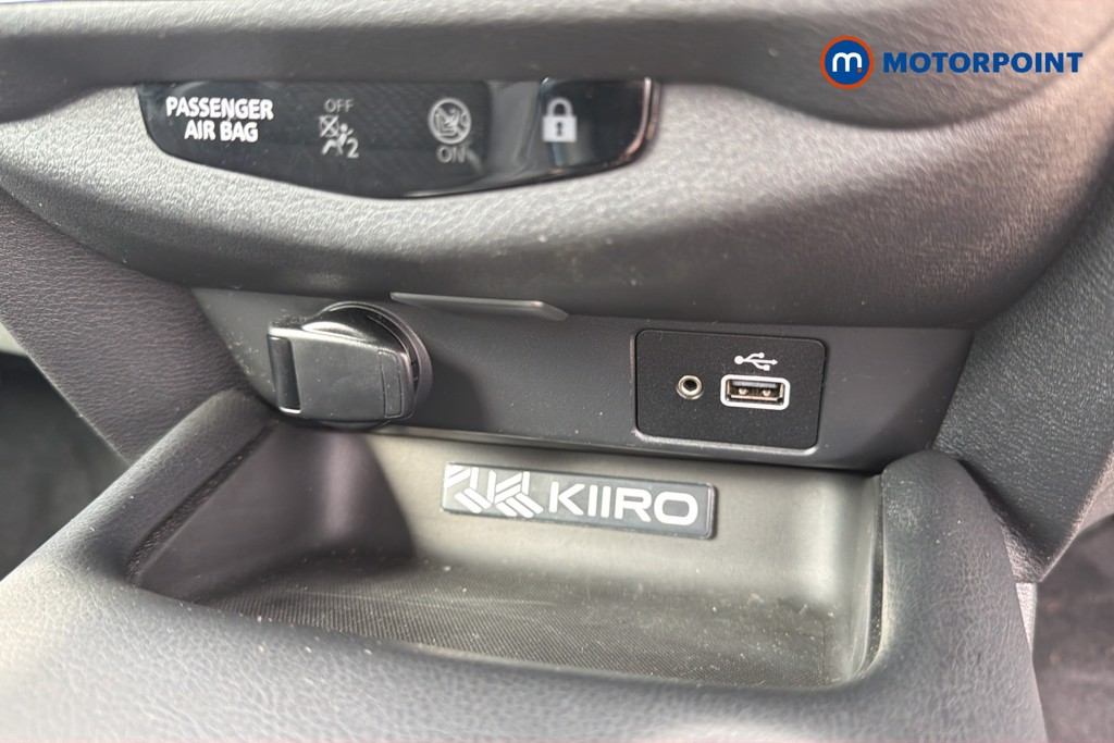 Nissan Juke Kiiro Manual Petrol SUV - Stock Number (1670107) - 14th supplementary image