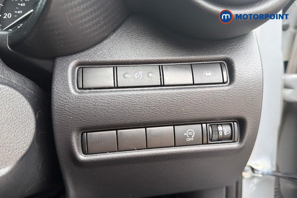 Nissan Juke Kiiro Manual Petrol SUV - Stock Number (1670107) - 17th supplementary image