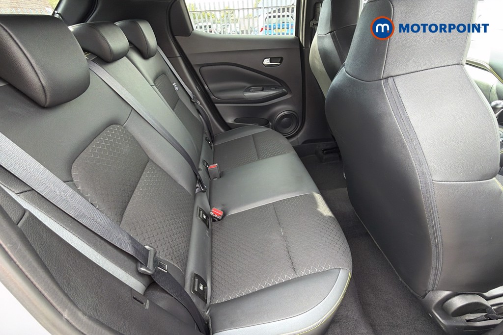 Nissan Juke Kiiro Manual Petrol SUV - Stock Number (1670107) - 32nd supplementary image