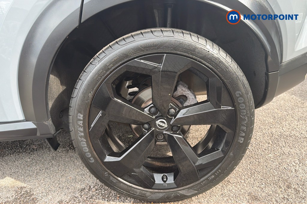Nissan Juke Kiiro Manual Petrol SUV - Stock Number (1670107) - 42nd supplementary image