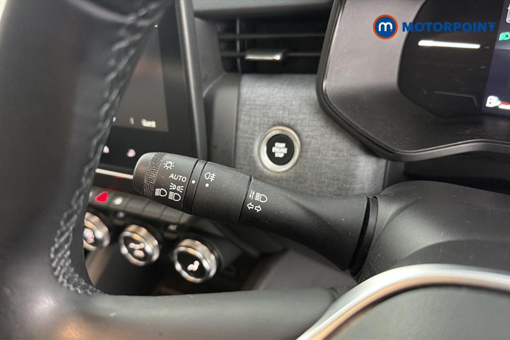 Renault Clio Evolution Manual Petrol Hatchback - Stock Number (1670197) - 5th supplementary image