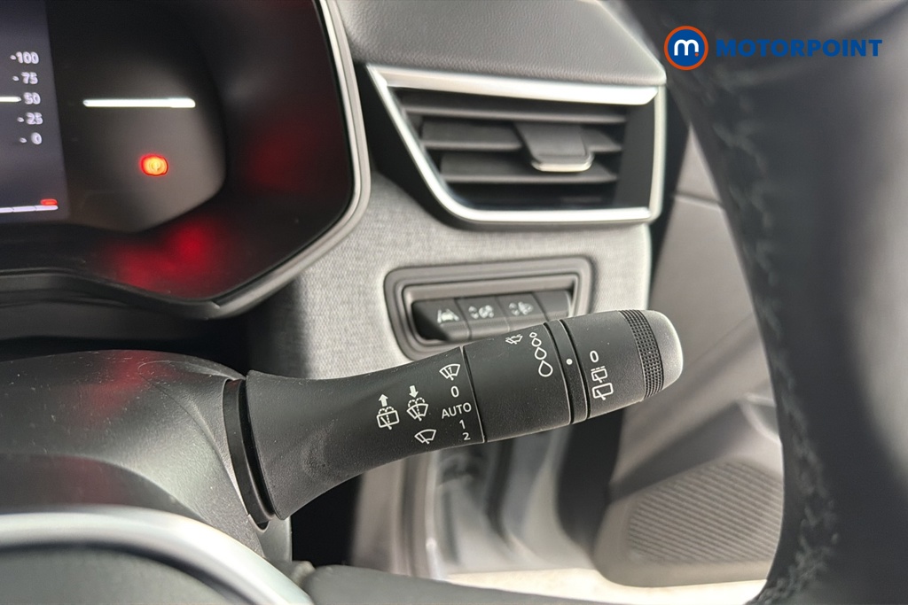 Renault Clio Evolution Manual Petrol Hatchback - Stock Number (1670197) - 6th supplementary image