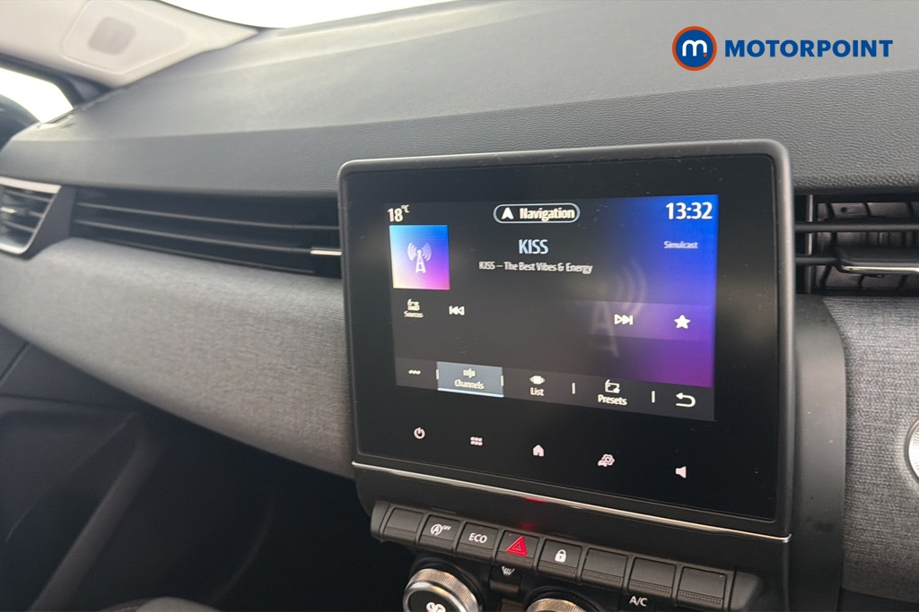 Renault Clio Evolution Manual Petrol Hatchback - Stock Number (1670197) - 8th supplementary image