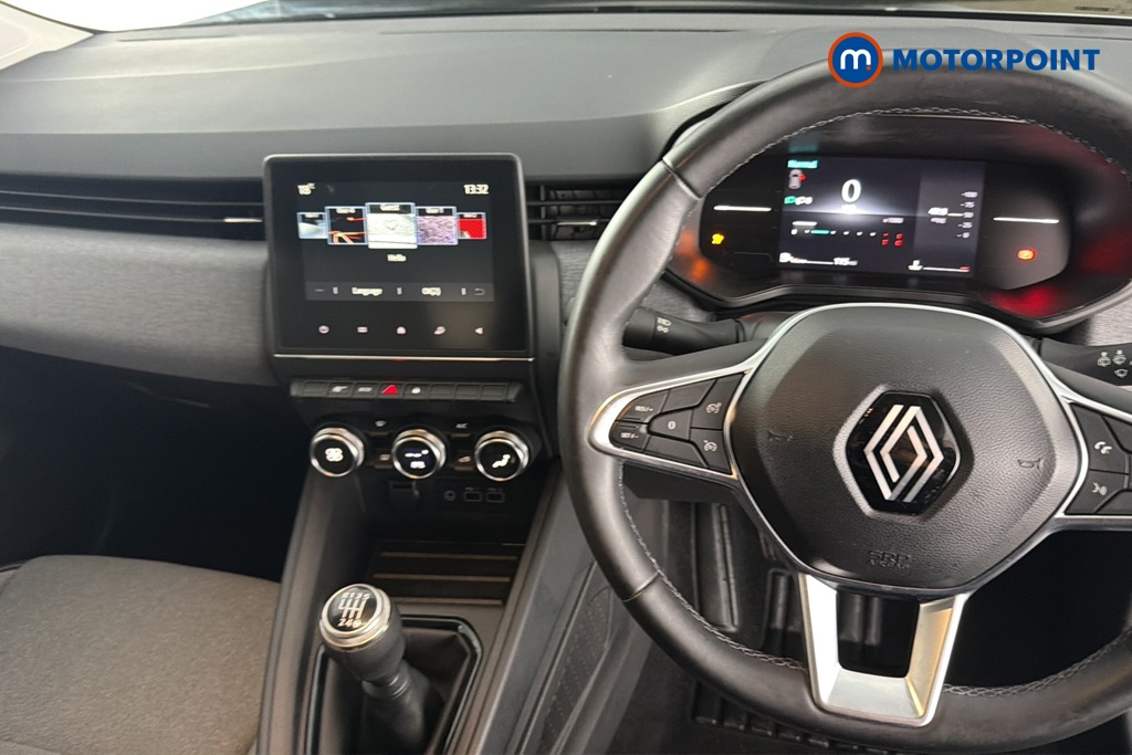 Renault Clio Evolution Manual Petrol Hatchback - Stock Number (1670197) - 1st supplementary image