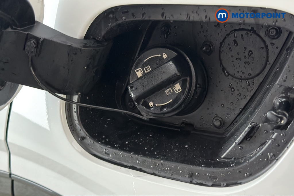 KIA Sportage Gt-Line Automatic Petrol-Electric Hybrid SUV - Stock Number (1670202) - 41st supplementary image