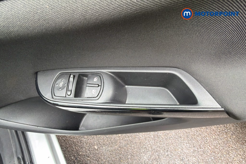 Vauxhall Corsa Sri Nav Manual Petrol Hatchback - Stock Number (1670340) - 3rd supplementary image