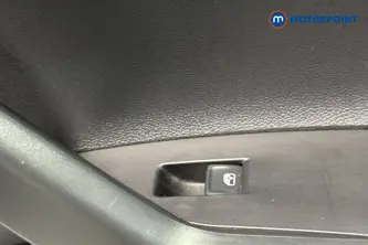 Volkswagen Polo Life Manual Petrol Hatchback - Stock Number (1670385) - 994th supplementary image