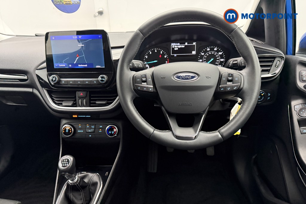 Ford Fiesta Zetec Manual Petrol Hatchback - Stock Number (1670758) - 2nd supplementary image