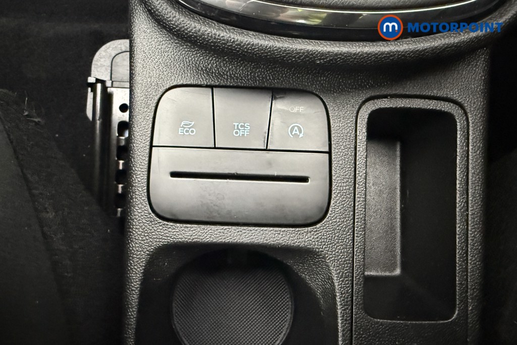 Ford Fiesta Zetec Manual Petrol Hatchback - Stock Number (1670758) - 14th supplementary image