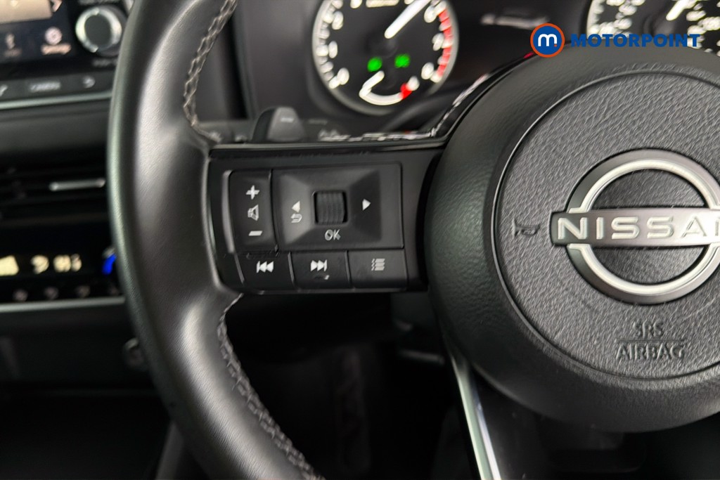 Nissan Qashqai Acenta Premium Automatic Petrol SUV - Stock Number (1670815) - 3rd supplementary image