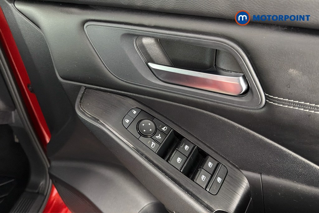 Nissan Qashqai Acenta Premium Automatic Petrol SUV - Stock Number (1670815) - 20th supplementary image