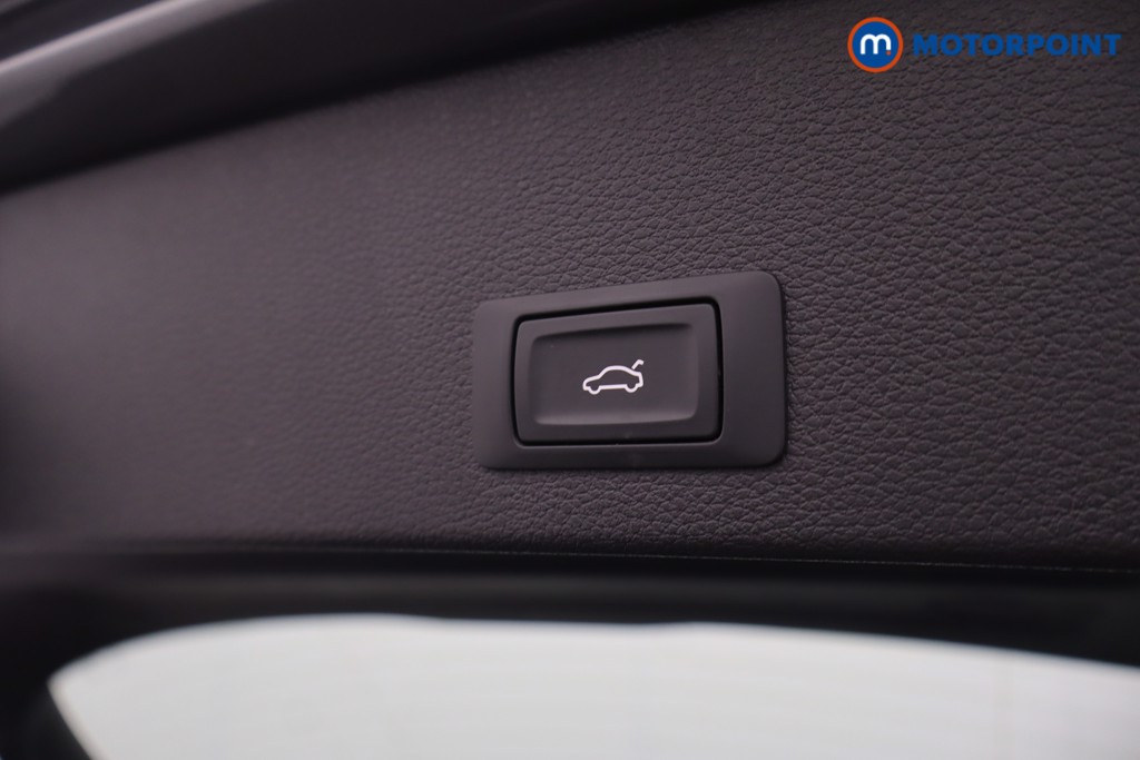 Audi Q2 S Line Automatic Petrol SUV - Stock Number (1671021) - 37th supplementary image