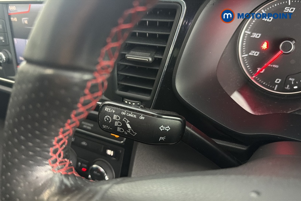 Seat Leon FR Manual Petrol Hatchback - Stock Number (1671116) - 5th supplementary image