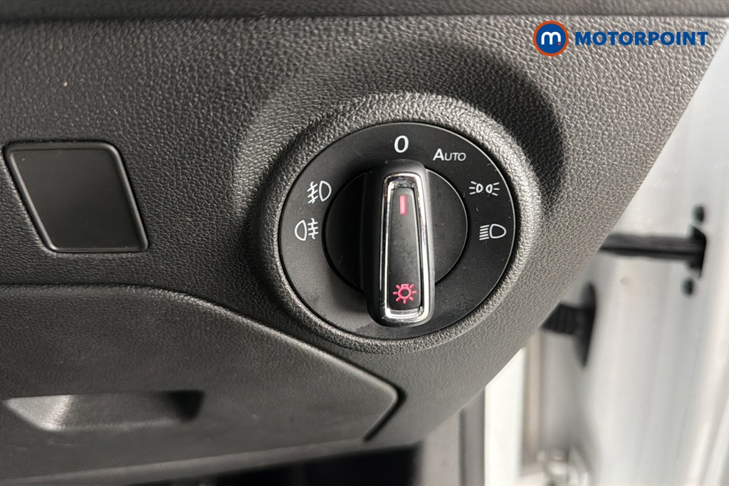 Seat Leon FR Manual Petrol Hatchback - Stock Number (1671116) - 11th supplementary image