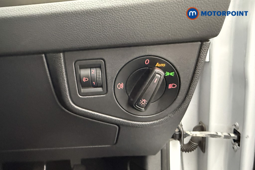 Volkswagen Polo SE Manual Petrol Hatchback - Stock Number (1671153) - 15th supplementary image