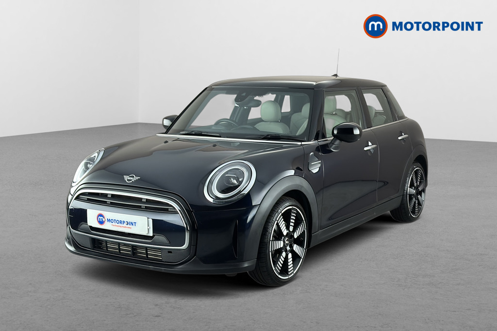 Mini Hatchback Cooper Exclusive Automatic Petrol Hatchback - Stock Number (1671381) - Passenger side front corner