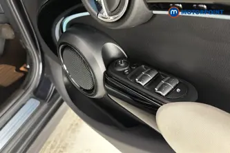 Mini Hatchback Cooper Exclusive Automatic Petrol Hatchback - Stock Number (1671381) - 19th supplementary image