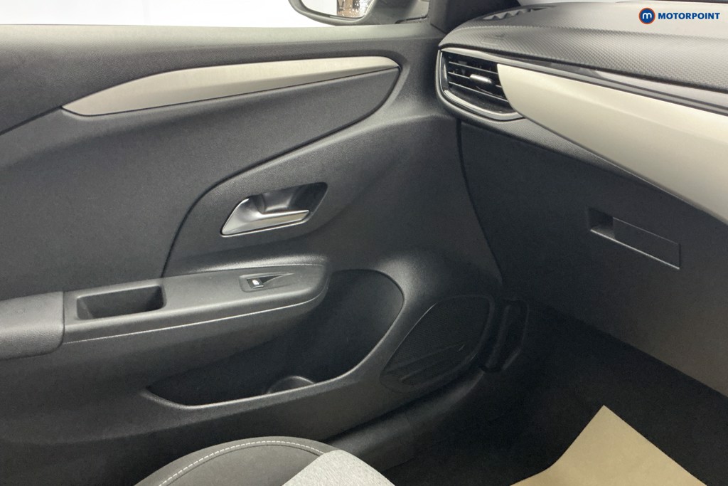Vauxhall Corsa Design Manual Petrol Hatchback - Stock Number (1671554) - 11th supplementary image