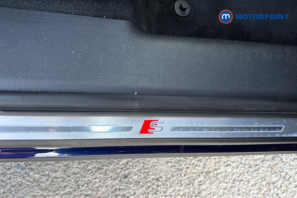 Audi Q3 Black Edition Automatic Petrol SUV - Stock Number (1671591) - 6th supplementary image